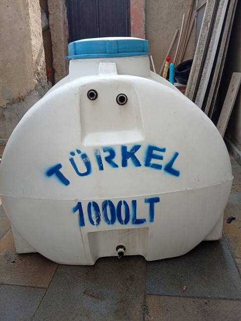 Bak, Plastik, 1000 l l, İşlənmiş, Ünvandan götürmə — Baku