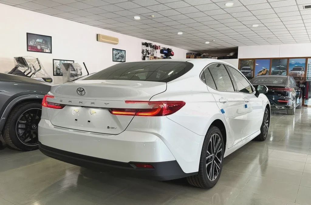 Toyota Camry, 2025 il, 0 km, 2.5 L — Avtomobillər, Bakı (6)