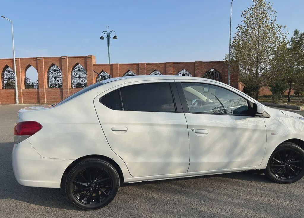 Mitsubishi Attrage, 2015 il, 180000 km, 1.2 L — Avtomobillər, Gəncə (7)