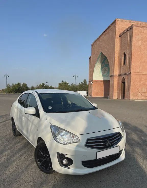 Mitsubishi Attrage, 2015 il, 180000 km, 1.2 L — Avtomobillər, Gəncə (6)