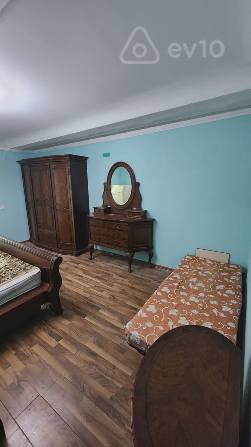 For sale: 1-room apartment (old building), 32 m² — Mənzil, Bakı (2)