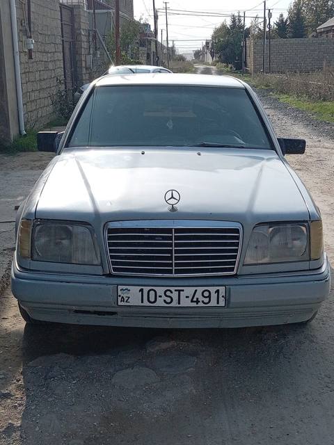 Mercedes-Benz E 230: 2.3 l 1991 il Sedan — 4 200 ₼ · 1991 · Digah · Avtomobillər Mercedes-Benz E 230: 2.3 l 1991 il Sedan — Digah