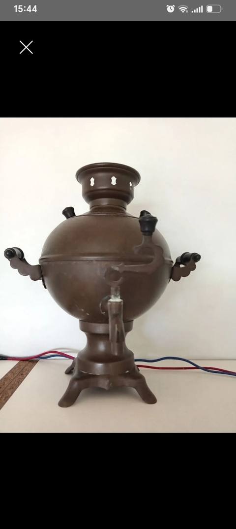 Məhsul: Klassik metal samovar Təsvir: - Material: metal gövdə — Баку
