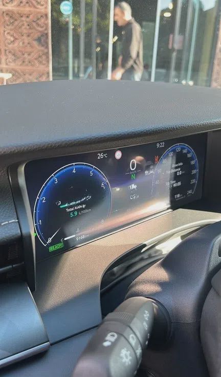 Toyota Camry, 2025 il, 10000 km, 1 L 77-ZO-011 — Avtomobillər (8)