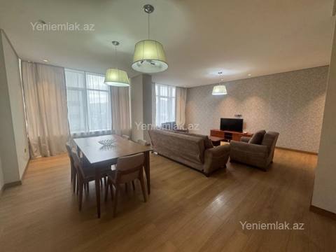 Kirayə 4 otaqlı Bina evi menzil (Yeni tikili), 180 m², Xətai rayonu — Baku