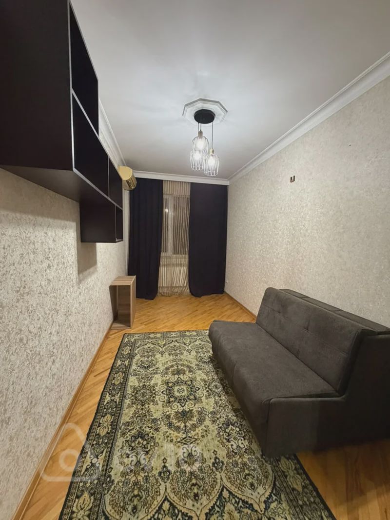 For sale: 2-room apartment (old building), 70 m² — Mənzil, Bakı (7)