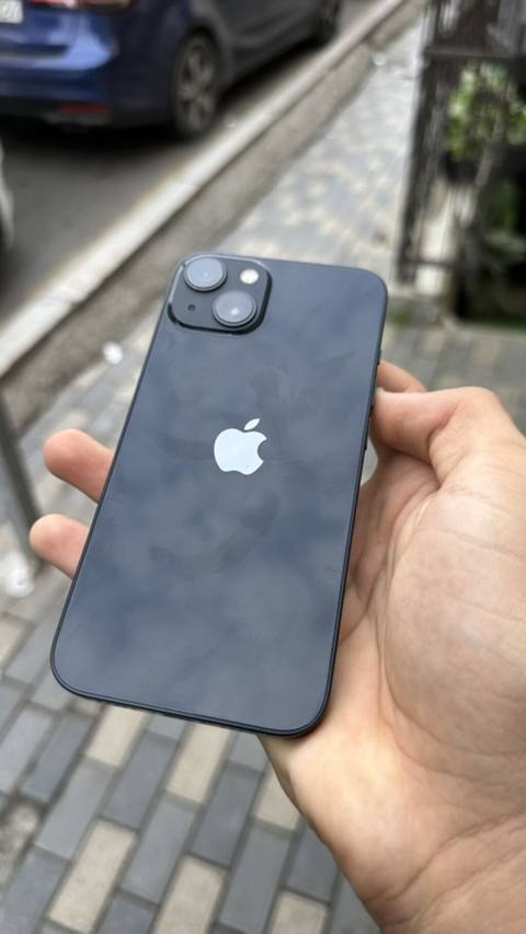 IPhone 13, 128 GB, Qara, Face ID — 650 ₼ · Баку · Apple iPhone IPhone 13, 128 GB, Qara, Face ID — Баку