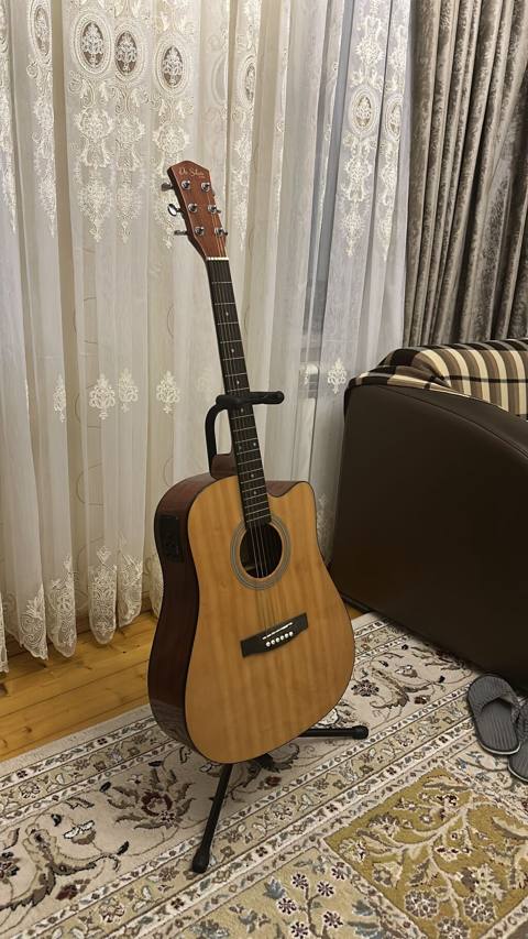 Elektro Akuistik gitara (De Silva). Pro musicden alinib 270 manata — Баку