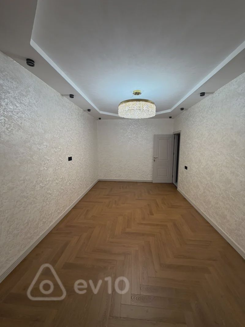 Satılık 4 odalı daire (eski bina), 110 m² — Mənzil, Bakı