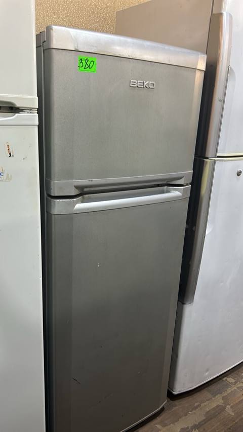 Beko iki qapılı soyuducu - Rəng: gümüş (inox üslubunda) - Üst kamera — Bakı