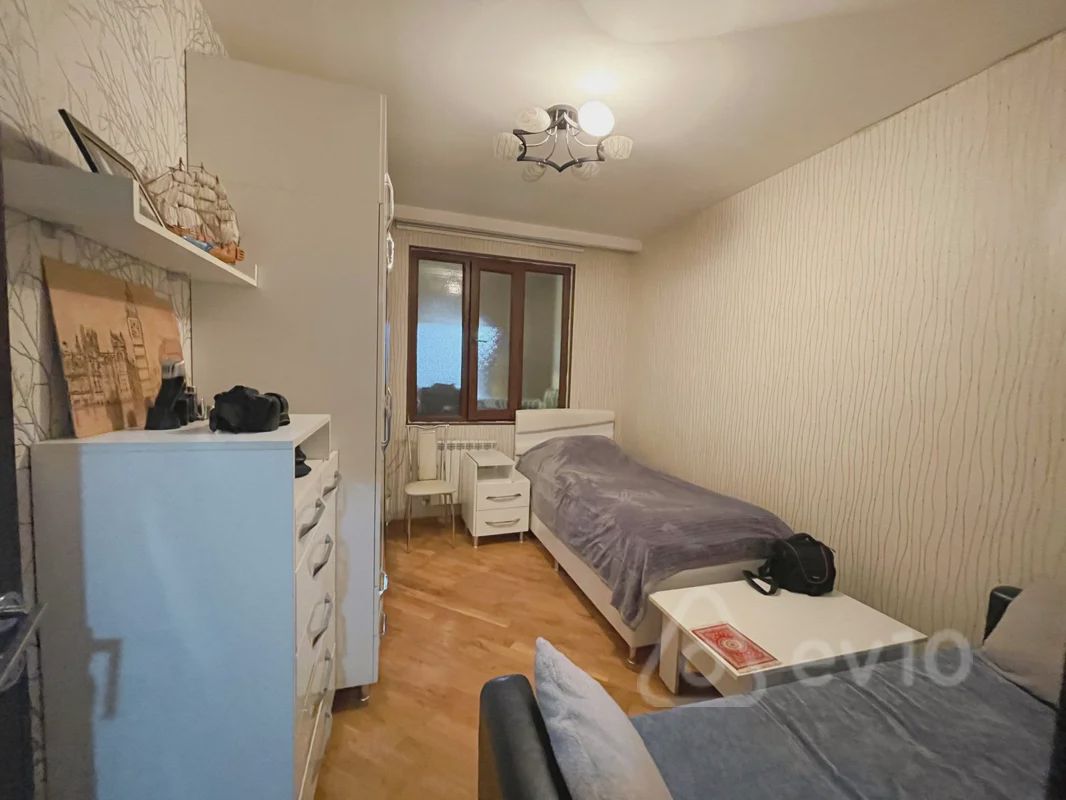 For sale: 4-room apartment (old building), 90 m² — Mənzil, Bakı (7)