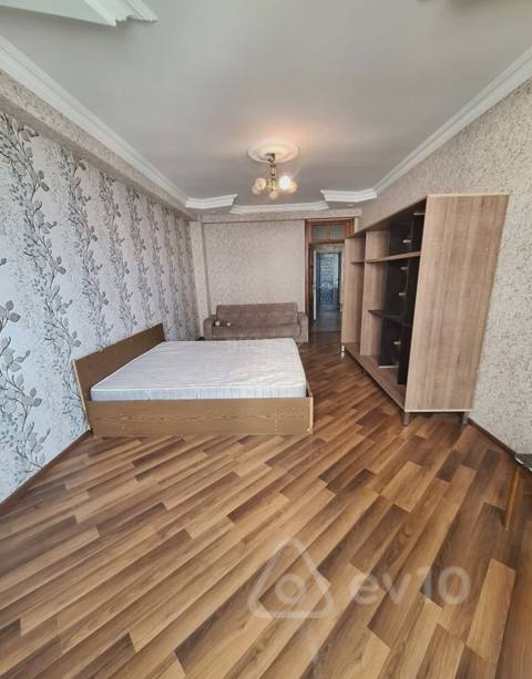 2 otaqlı mənzil, 70 m², Qara Qarayev pr. — kirayə — Баку
