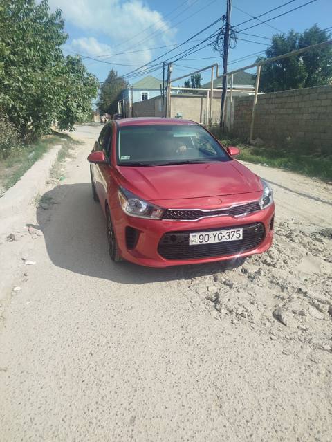 Kia Rio: 1.6 l 2018 il Sedan — Баку
