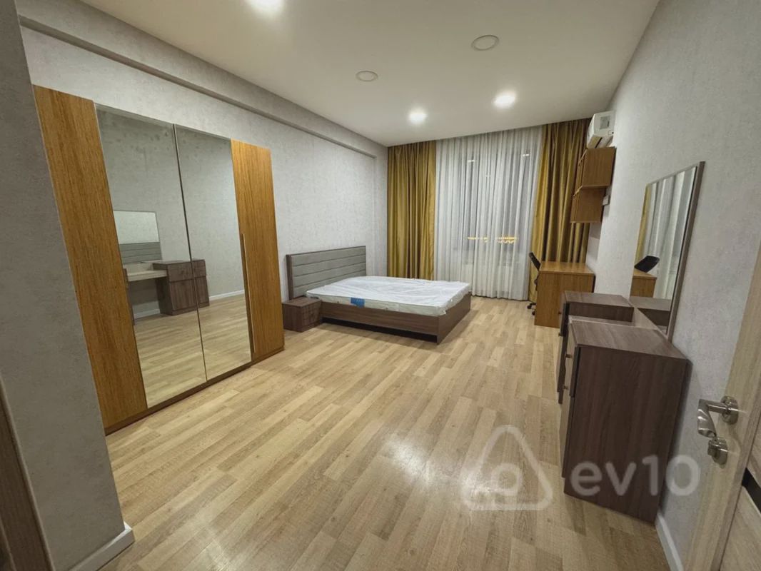 For rent: 4-room apartment (new building), 150 m² — Mənzil, Bakı (3)