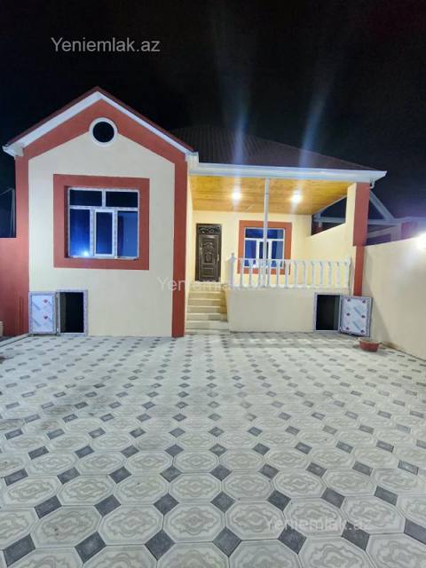 Satılır 4 otaqlı Həyət evi / Villa, 140 m², Saray — Vasitəçi- Nail