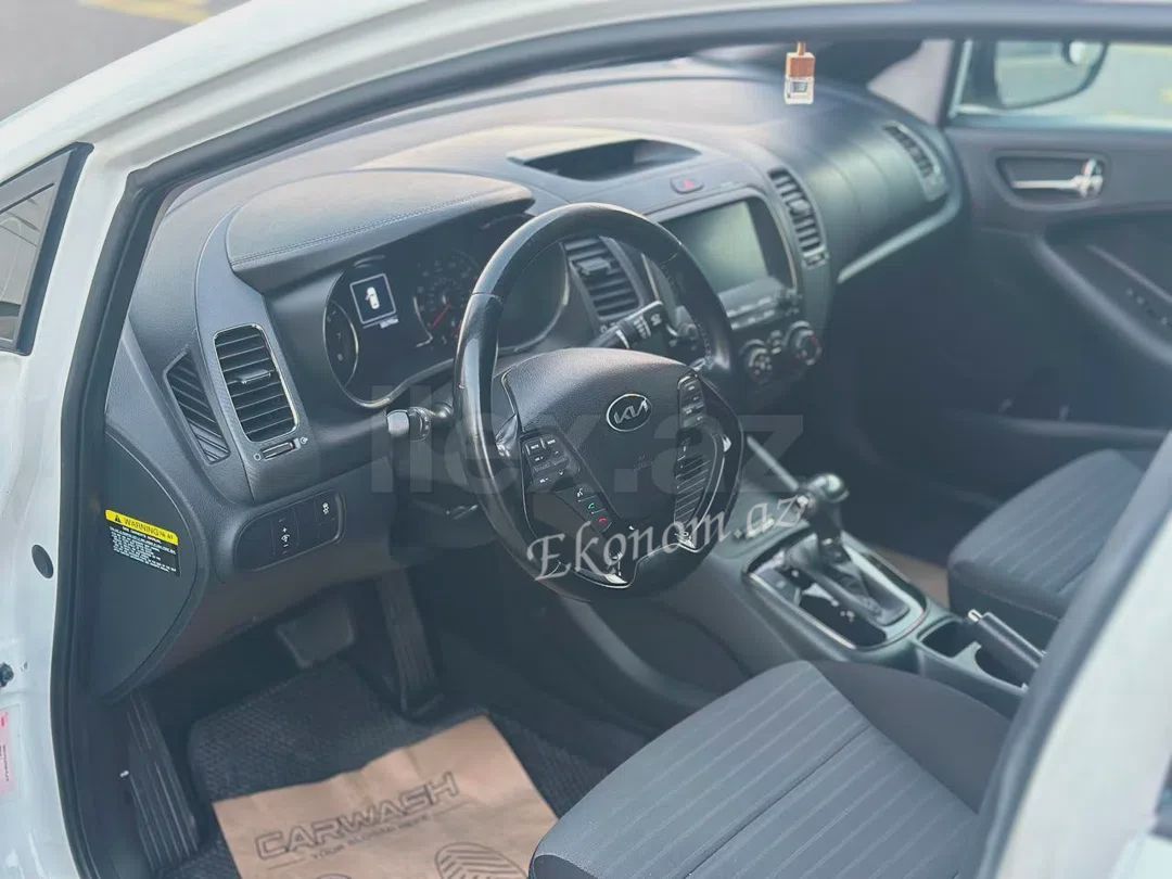 Kia Besta, 2.0 L, 2018, 140,000 km — Avtomobillər (4)