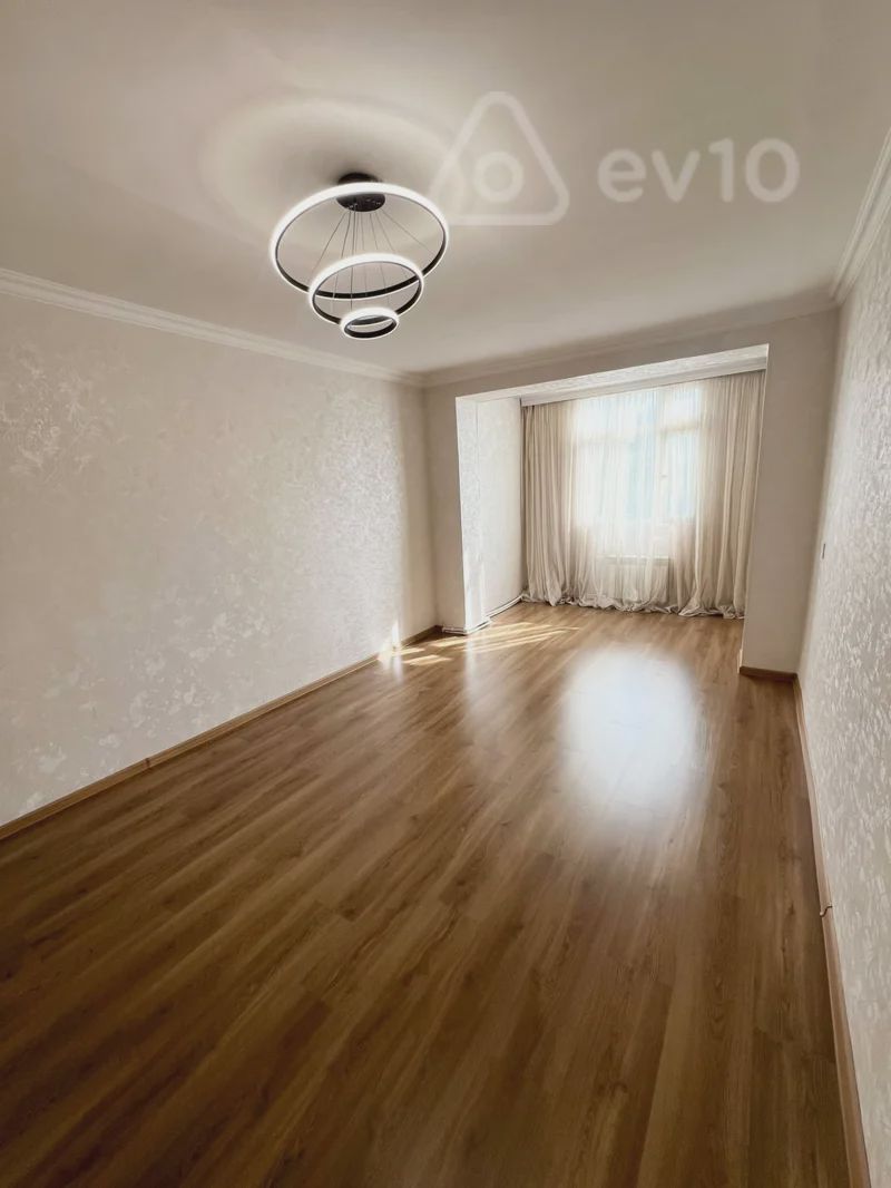 For sale: 1-room apartment (old building), 36 m² — Mənzil, Bakı (11)