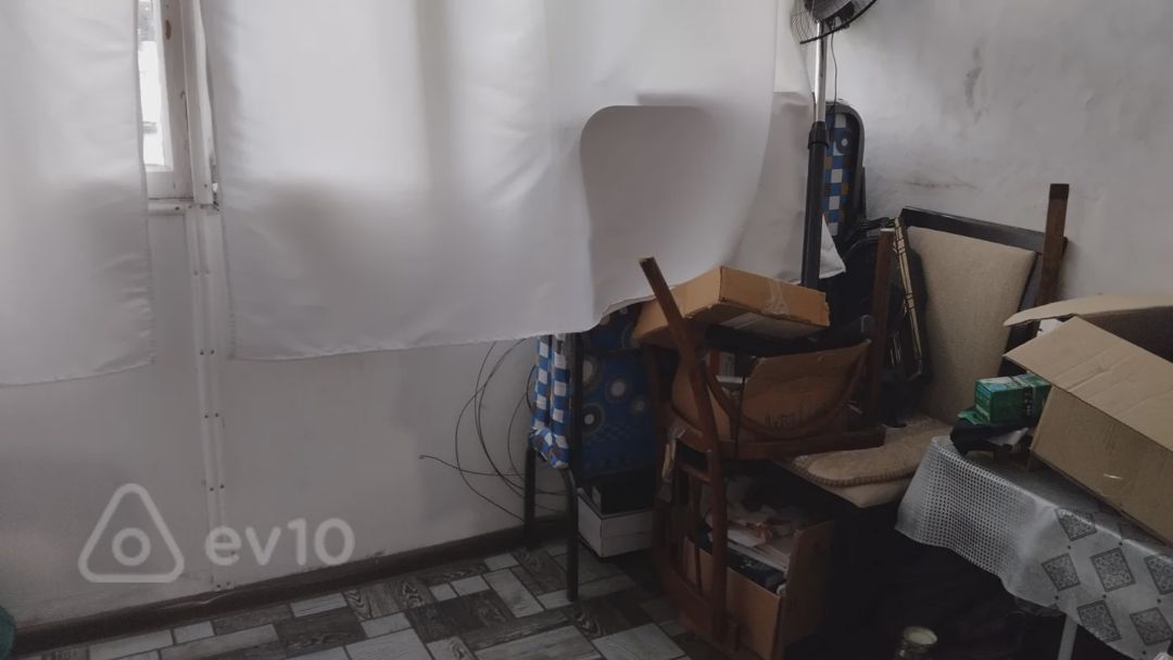 For sale: 1-room apartment (old building), 40 m² — Mənzil, Bakı (6)