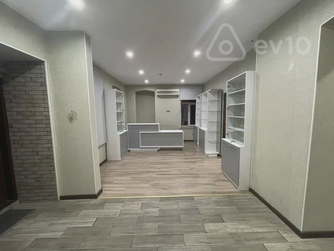 Ofis, 65 m², Sübhi Salayev — kirayə — Ofis, Bakı (3)