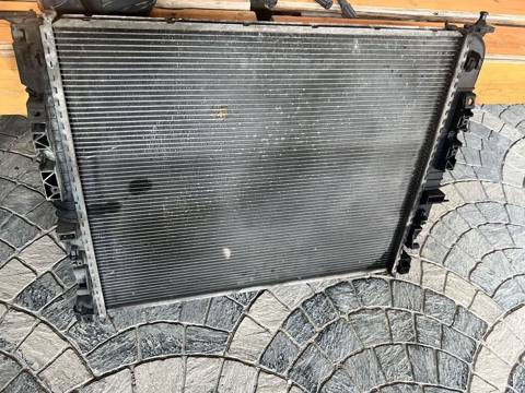 GL450 4,6 Benzin 2008 Avtomobil üçün soyuducu radiatoru. Radiator — Баку