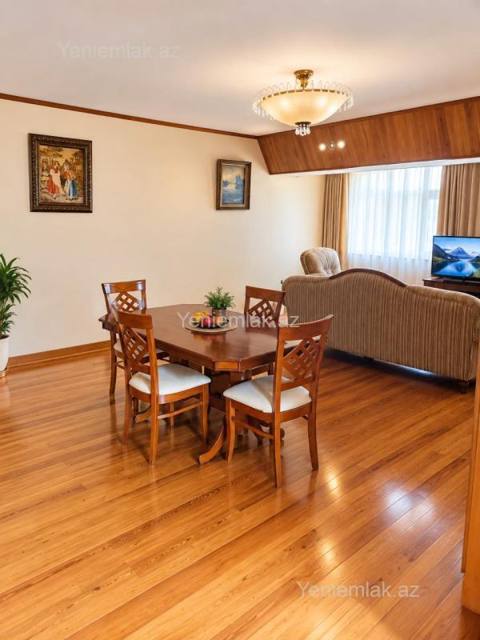 Satılır 3 otaqlı Bina evi menzil (Köhnə tikili), 76 m², Nəsimi rayonu — Bakı