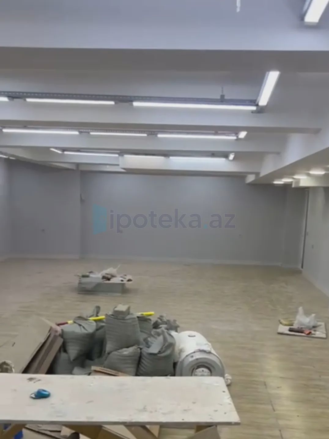 Сатылат: 2 бөлмөлүү коммерческий объект, 115 м² — Əmlak, Xırdalan (2)