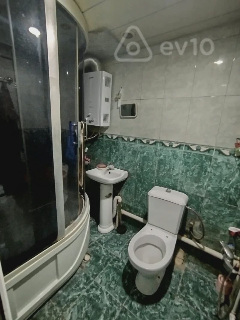 For sale: 3-room apartment (old building), 80 m² — Mənzil, Bakı (12)