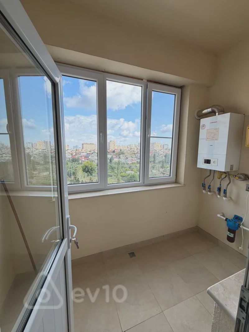 For sale: 3-room apartment (new building), 130 m² — Mənzil, Bakı (9)