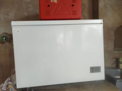 Dərin dondurucu 550 sm uzun 1,5 en. 50 sm ünvan Ələt Pərvin 9794 — Jeyranbatan