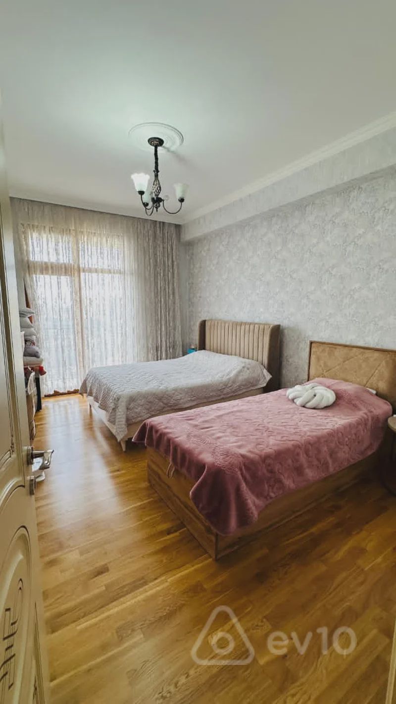 Sotiladi: 3 xonali квартира (новостройка), 110 m² — Mənzil, Bakı (3)