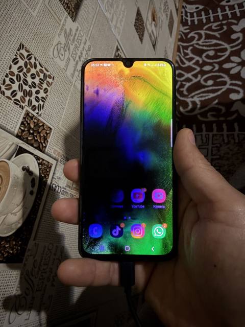Samsung Galaxy A40 — Aghdash