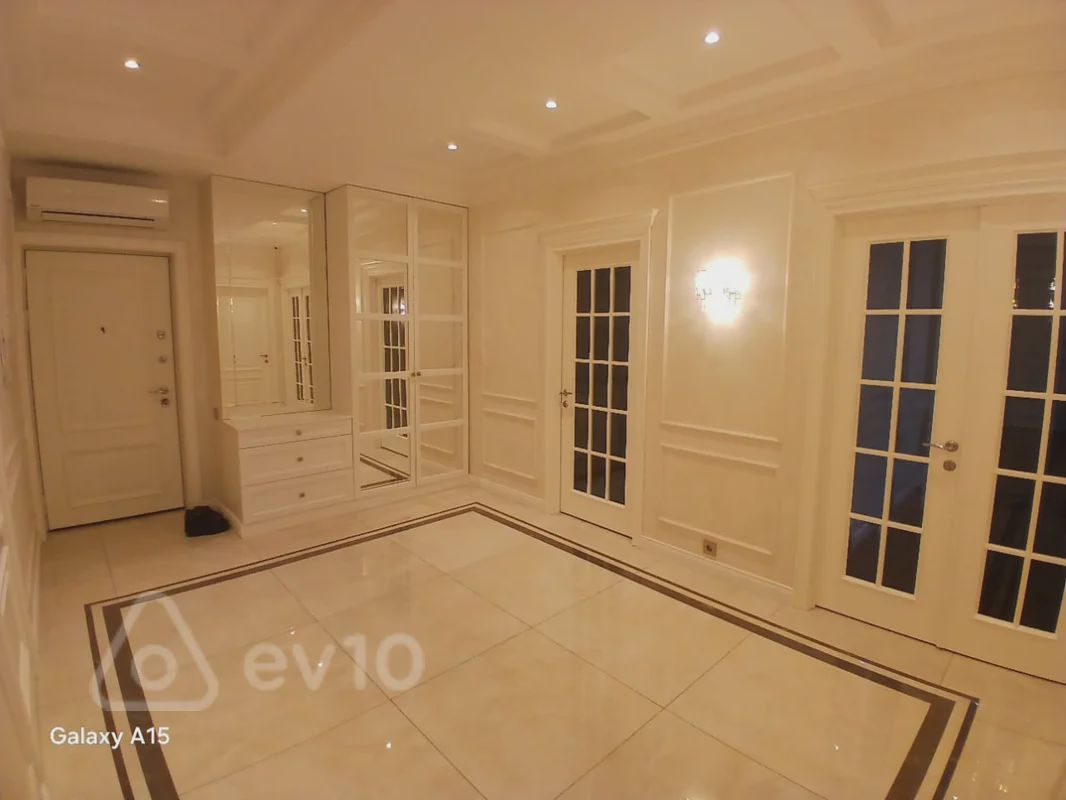 For sale: 4-room apartment (new building), 211 m² — Mənzil, Bakı (3)