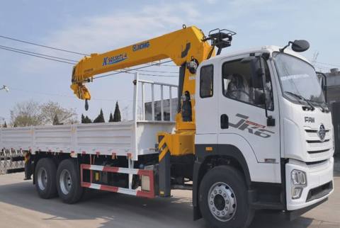 Avtokran FAW JK6 12 ton — Baku
