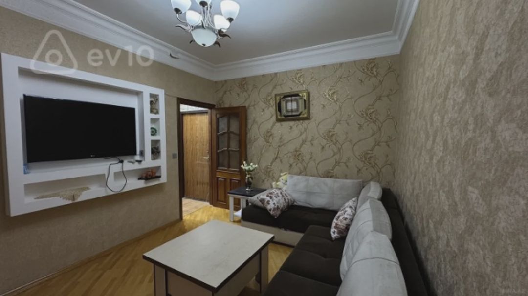 For rent: 2-room apartment (old building), 40 m² — Mənzil, Bakı (2)
