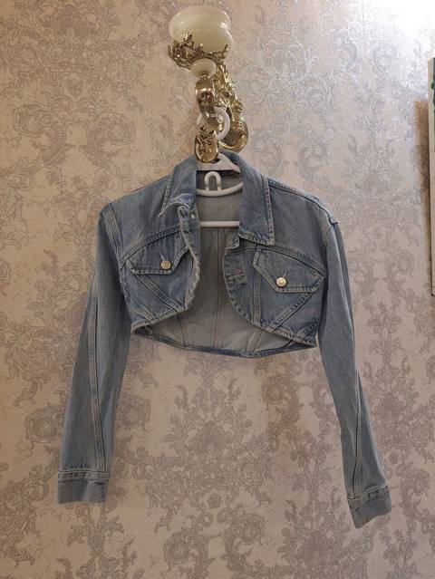Cins kurtka, Zara, XS — 30 ₼ · Bakı · Jaketlər Cins kurtka, Zara, XS — Bakı