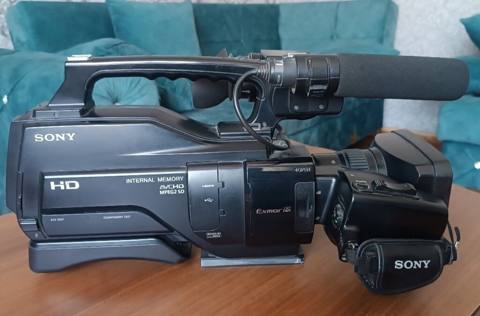 Sony 1500 HD kamera satılır Az işlənib yaxşı vəziyyətdədir.Real — Xaçmaz
