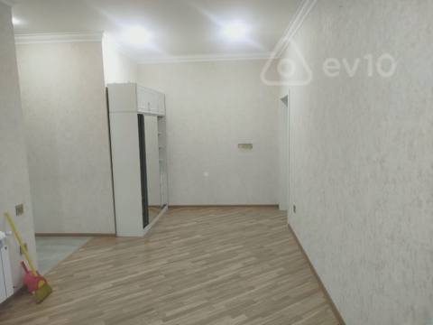 3 otaqlı mənzil, 77 m², Şamaxinka Main yaşayış kompleksi — kirayə — Баку