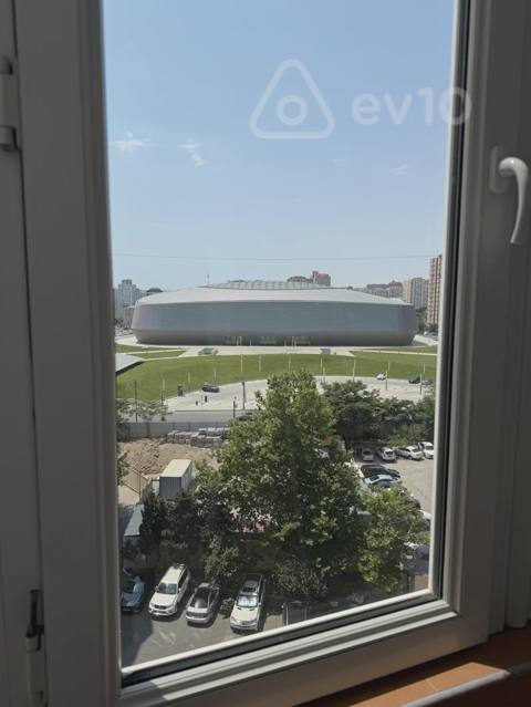 3 otaqlı mənzil, 165 m², Aşıq Molla Cümə küçəsi — kirayə — 1 000 ₼ · 3 ოთახი · 165 m² · სართული 7/10 · Baku, Nərimanov · Mənzil 3 otaqlı mənzil, 165 m², Aşıq Molla Cümə küçəsi — kirayə — Baku