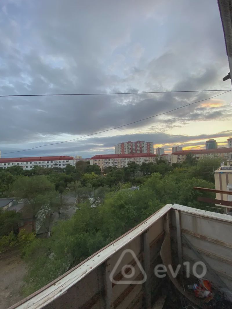 For sale: 2-room apartment (old building), 50 m² — Mənzil, Sumqayıt (8)