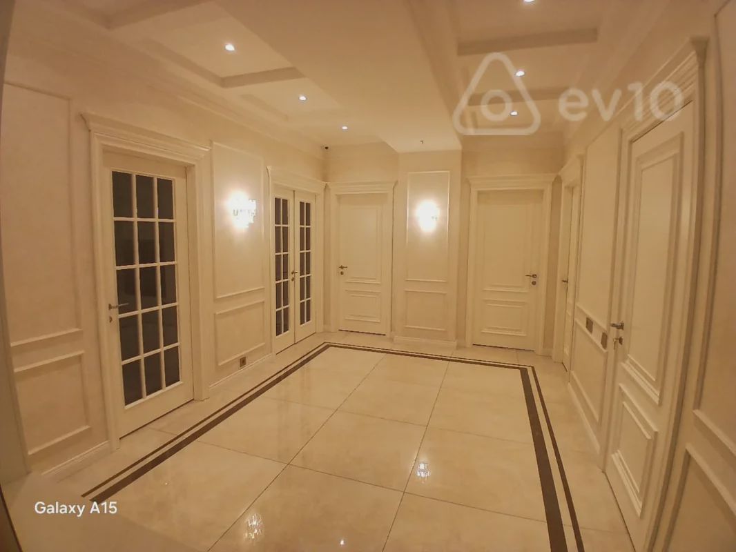 For sale: 4-room apartment (new building), 211 m² — Mənzil, Bakı (2)