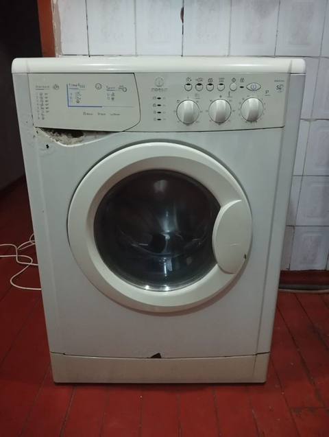 Indesit önyükləməli paltaryuyan maşın - Ön yükləmə, iri şüşə lyuk — Baku