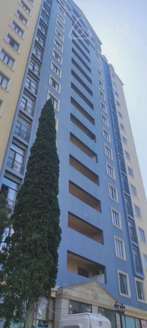 3 otaqlı mənzil, 105 m², Bakı, Hüseynbala Əliyev küçəsi — Baku