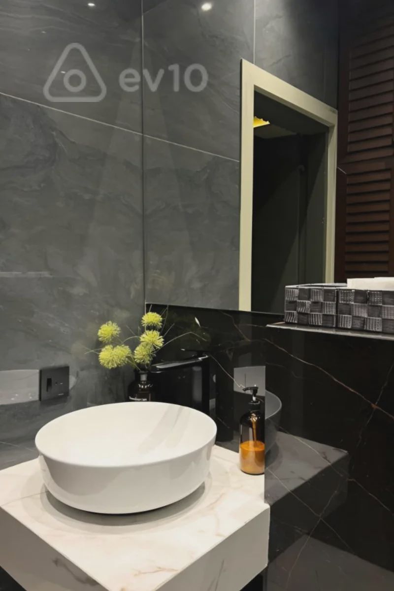 For sale: 3-room apartment (new building), 145 m² — Mənzil, Bakı (6)