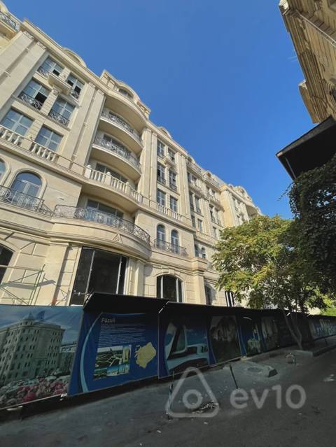 4 otaqlı mənzil, 212.4 m², Lev Tolstoy küçəsi — 2 200 000 ₼ · Baku · Mənzil 4 otaqlı mənzil, 212.4 m², Lev Tolstoy küçəsi — Baku