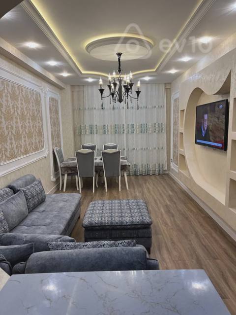 3 otaqlı mənzil, 125 m², 8 noyabr prospekti — kirayə — Baku
