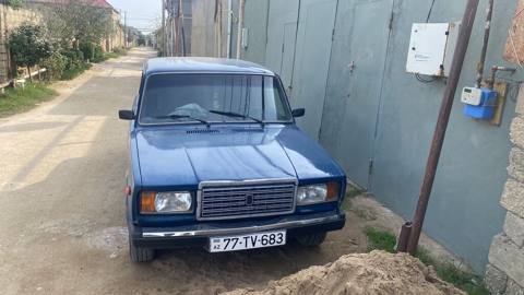 VAZ (Lada) 2107: 1.6 l 2004 il 250000 km Sedan — Baku