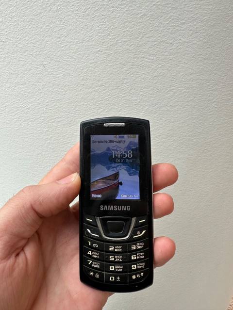 Samsung M3200 Beat S — Баку