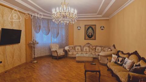4 otaqlı mənzil, 220 m², Gənclik metrosu — kirayə — 1 700 ₼ · Baku · Mənzil 4 otaqlı mənzil, 220 m², Gənclik metrosu — kirayə — Baku