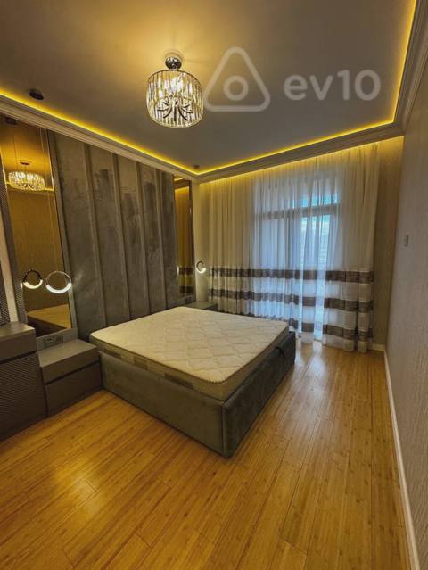 3 otaqlı mənzil, 115 m², Məhəmməd Naxçıvani küç — kirayə — Baku
