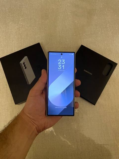 Samsung Galaxy Z Fold 6, 256 GB, rəng - Boz, Simsiz şarj — Bakı